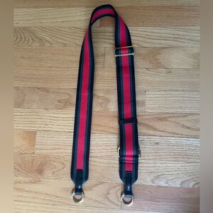 Mark and Graham, crossbody strap, Black-Forest Green-Red